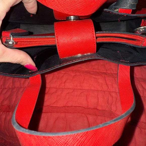 Guess Red Satchel Bag with Gold Accents - Picture 3 of 8